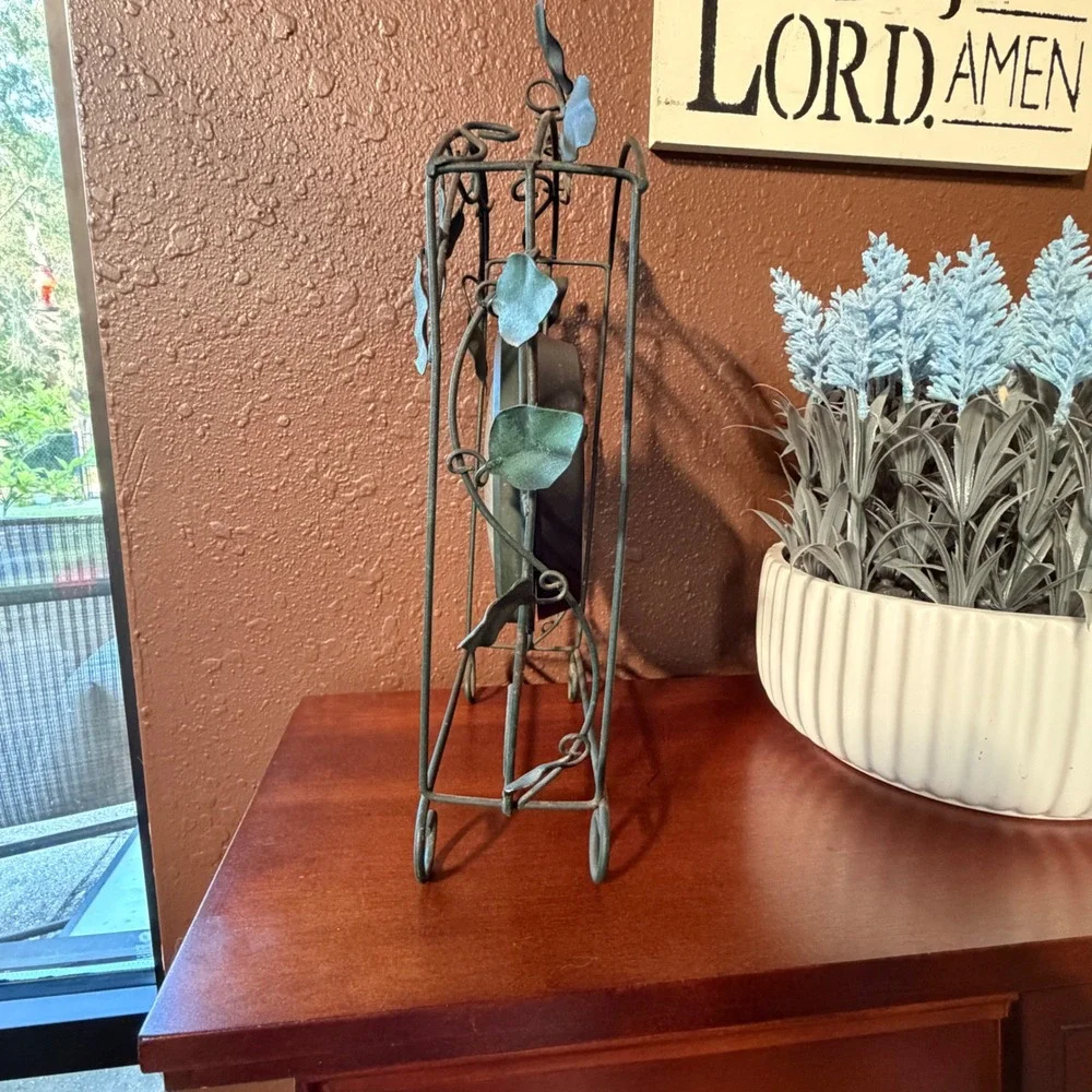 Ingraham Metal Wire Leaf Mantel Clock Green Rustic Garden Decor Quartz 13 Inch